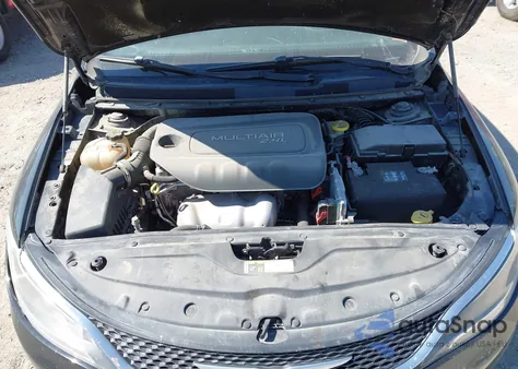 2015 Chrysler 200 Limited из США, поврежденный, VIN 1C3CCCAB1FN504577